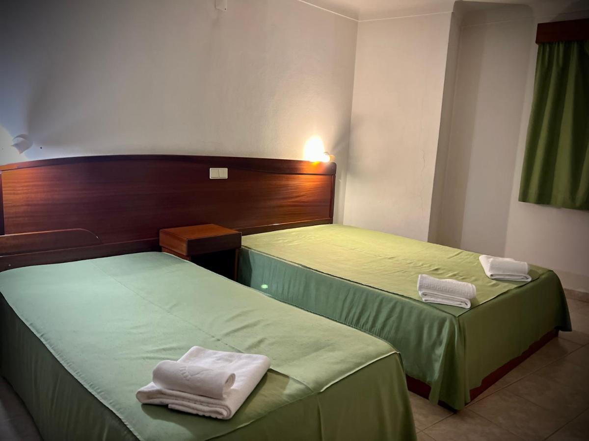 ホテル Residencial Casa Velha パンピリョーザ・ダ・セーラ エクステリア 写真